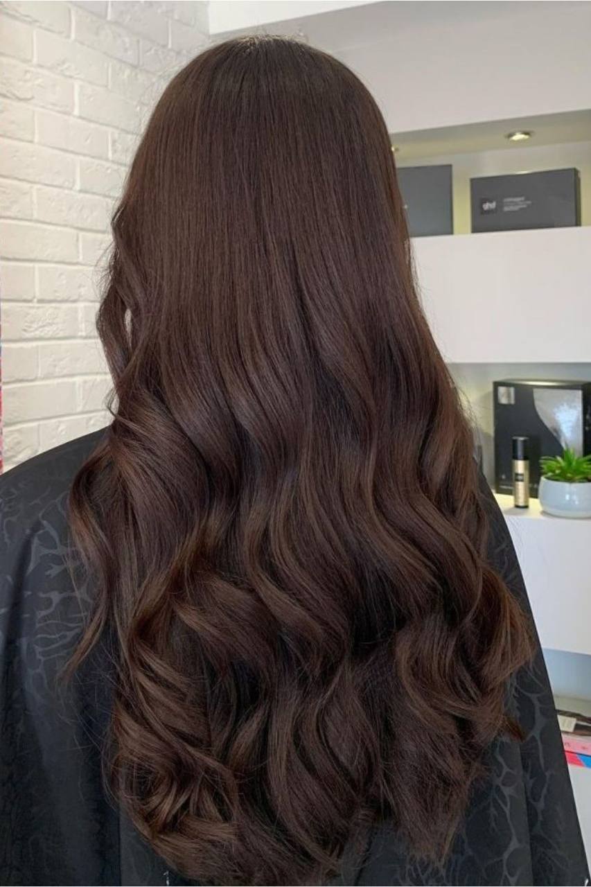 dark brown hair