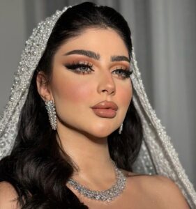 قیمت میکاپ عربی برای عروس در تهران